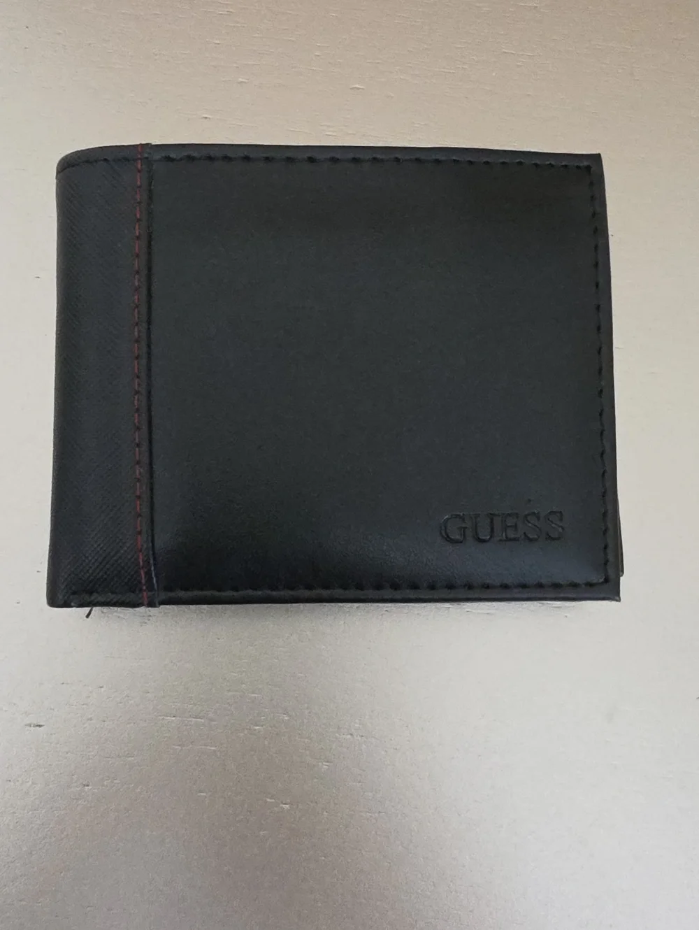 GUESS Men's Black Bi-Fold Leather Wallet